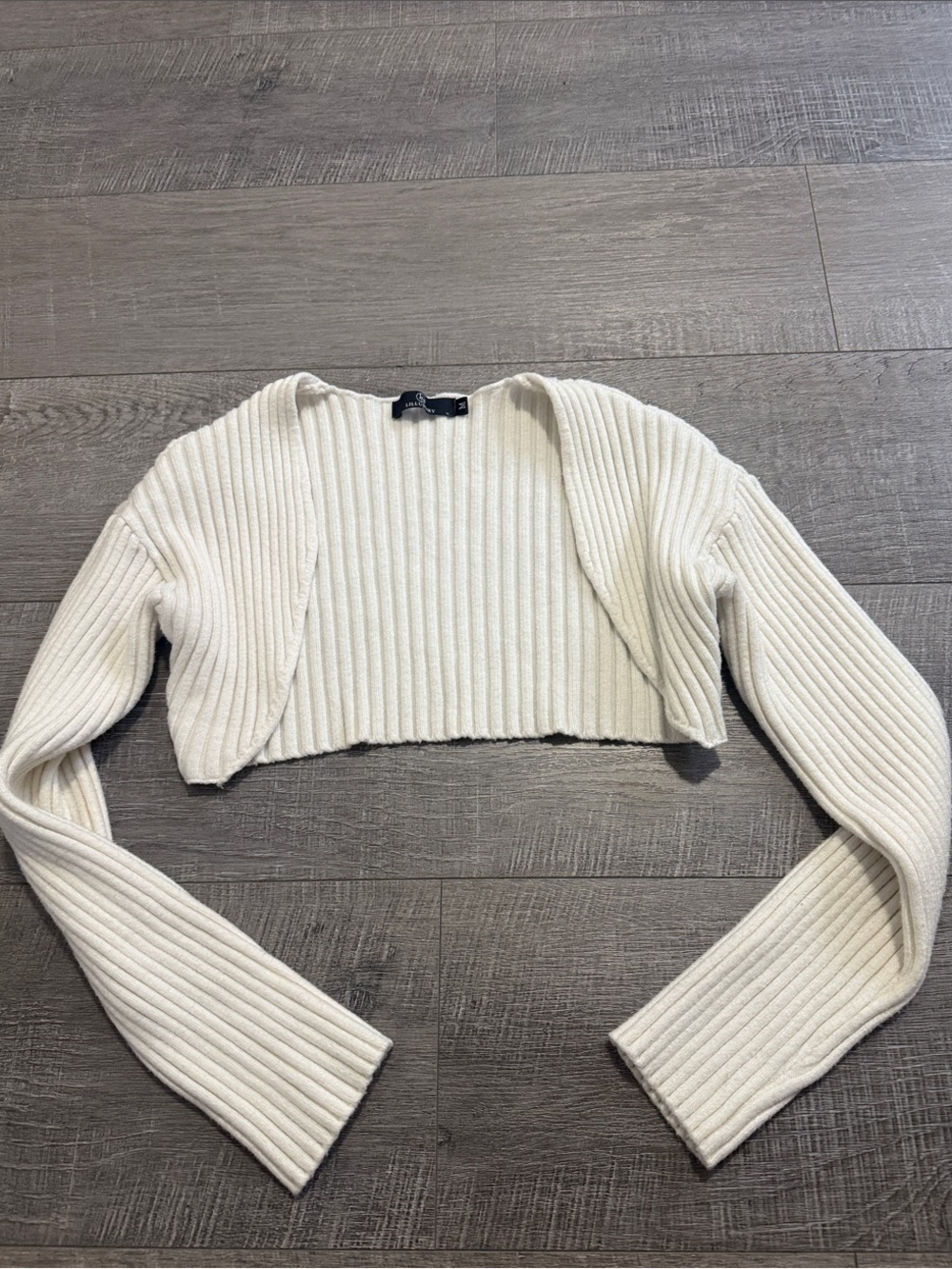 Ribbed Cropped Shrug Bolero in Cream